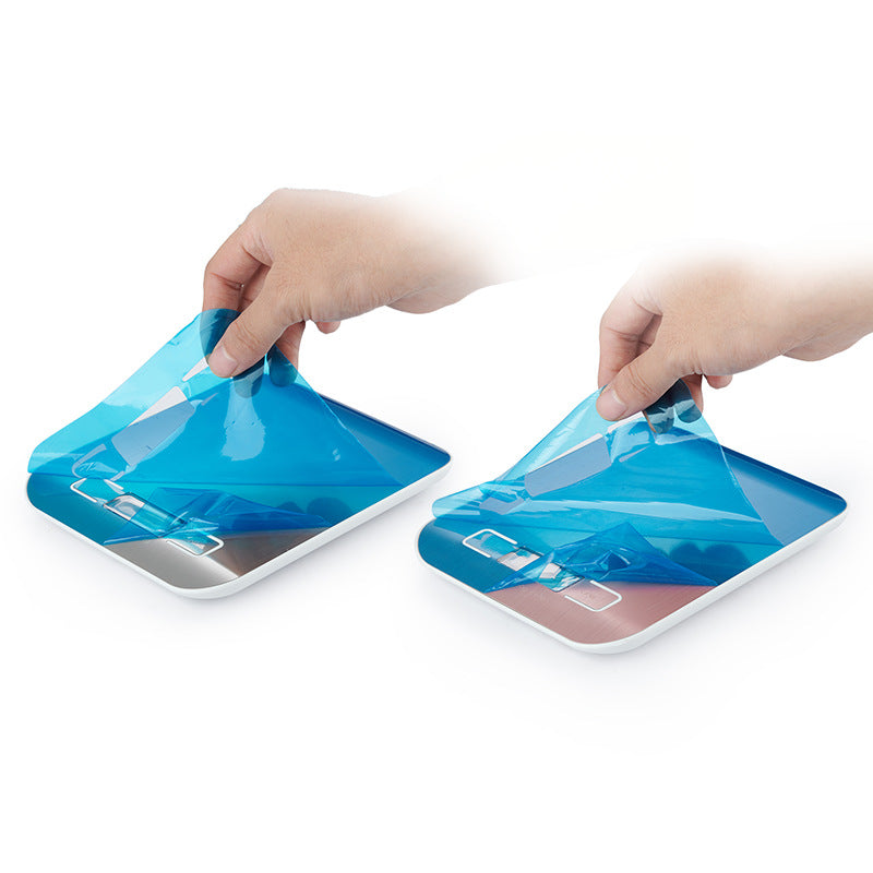 Hochpräzise digitale Küchenwaage für exakte Messungen beim Kochen und Backen, modern und funktional.