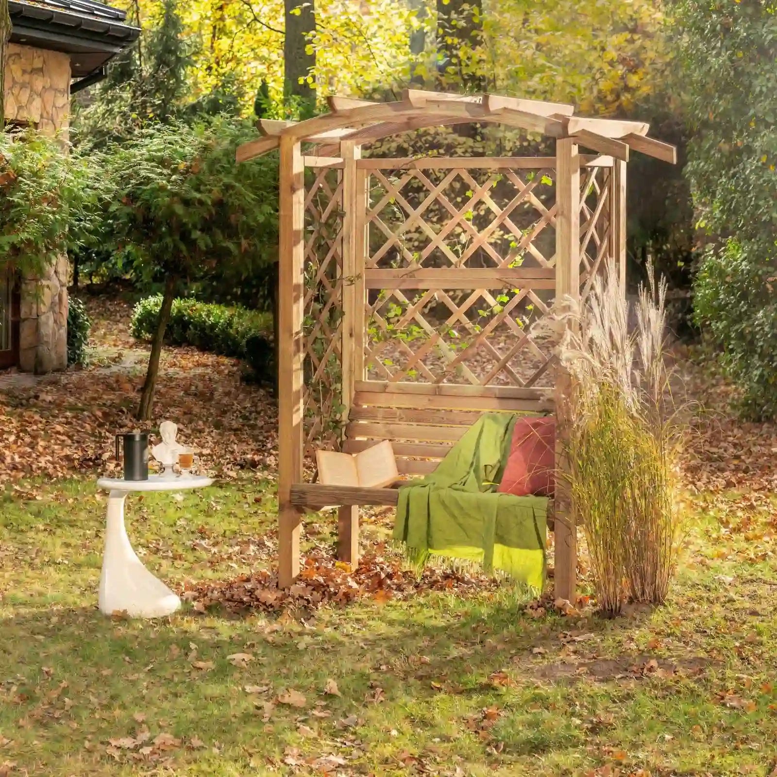 Pergola klassik mit Bank und gebogenen Dach - Pergola aus Holz - Gartenbank