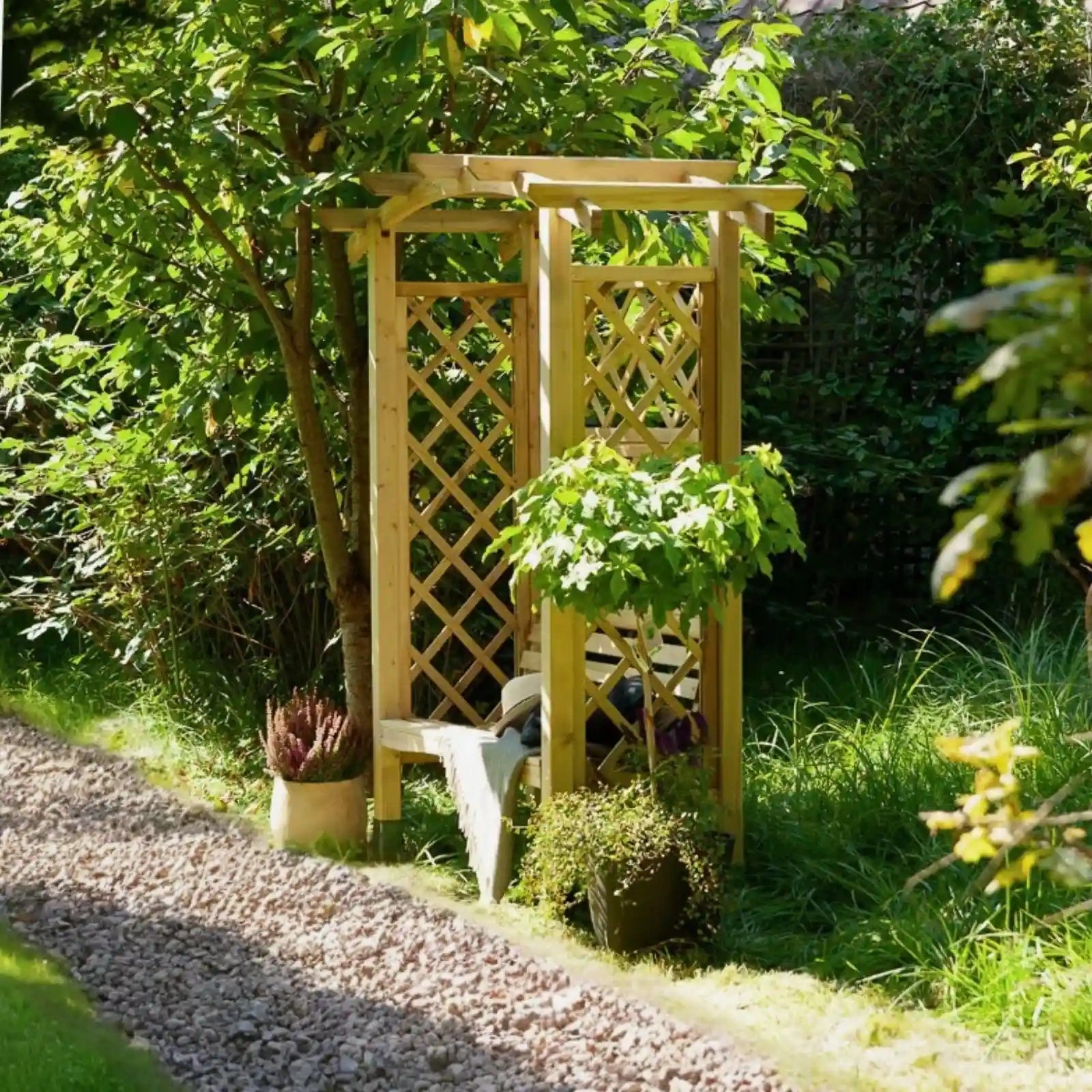 Pergola klassik mit Bank und gebogenen Dach - Pergola aus Holz - Gartenbank