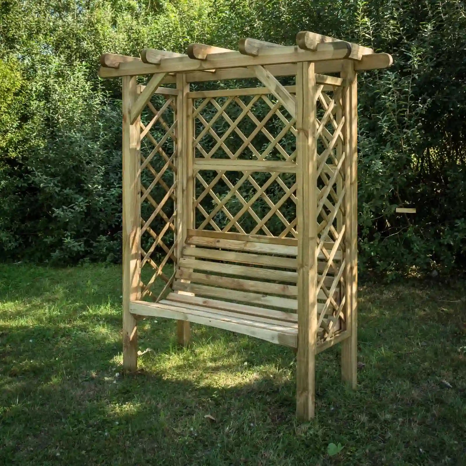 Pergola klassik mit Bank und flachen Dach - Pergola aus Holz - Gartenbank