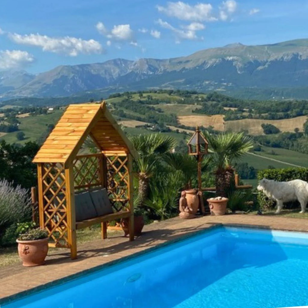 Pergola mit Bank, Spitzdach und Rankgitter - Pergola aus Holz - Gartenbank