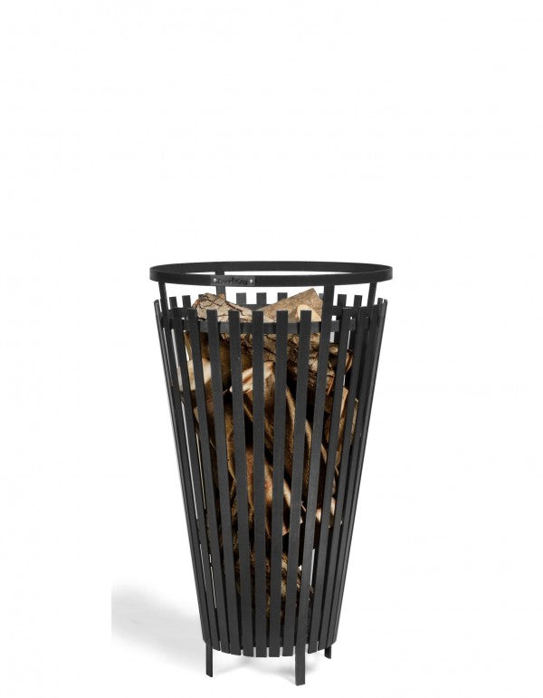 Detailansicht des Tragrings des Feuerkorbs Flame 45cm, der eine einfache Umstellung ermöglicht.