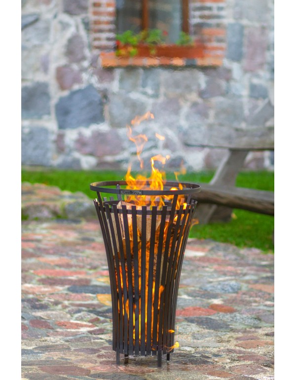 Beleuchtungseffekt des Feuerkorbs Flame 45cm mit hochqualitativem Design, ideal für stimmungsvolle Abende im Freien.